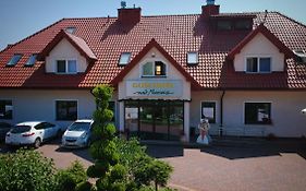Gosciniec Nad Narwia - Airport Modlin