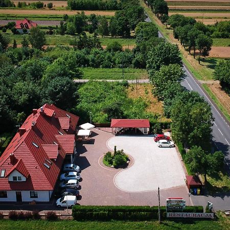 Отель Gosciniec Nad Narwia - Airport Modlin Kikoly Экстерьер фото